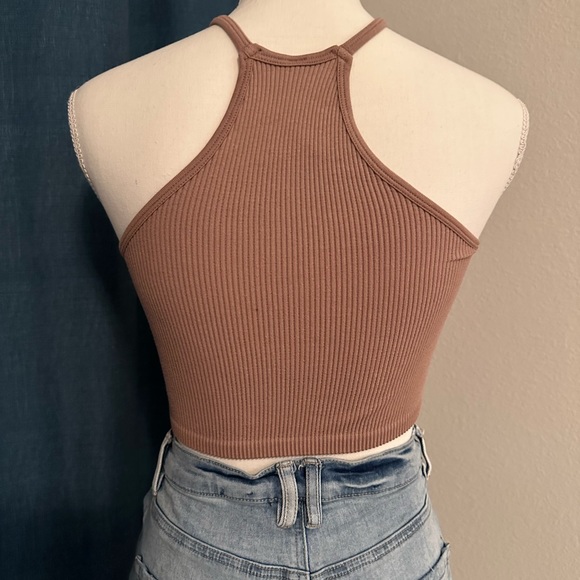 Brown Stretchy Ribbed Seamless High Neck Racerback Crop Top Size Small - Picture 5 of 6